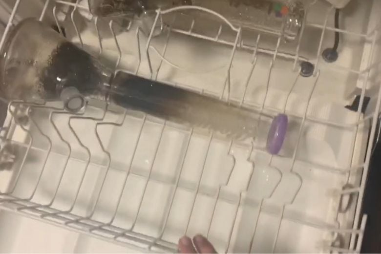 Can You Put a Bong in the Dishwasher