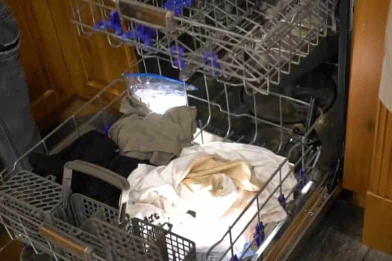 can you wash clothe in a dishwasher