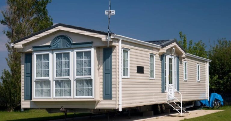 What Size Air Conditioner for a 14X70 Mobile Home?